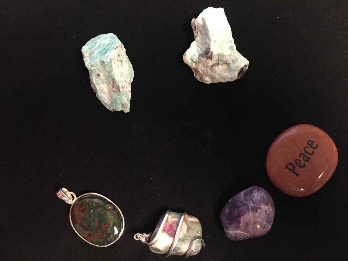 fantasiamining's tweet photo. "4 Ways to Transform Rough #Gemstones" written for those curious about #lapidary.Enjoy! https://t.co/6Q4yDJEDOq https://t.co/LCue3Hhy2U