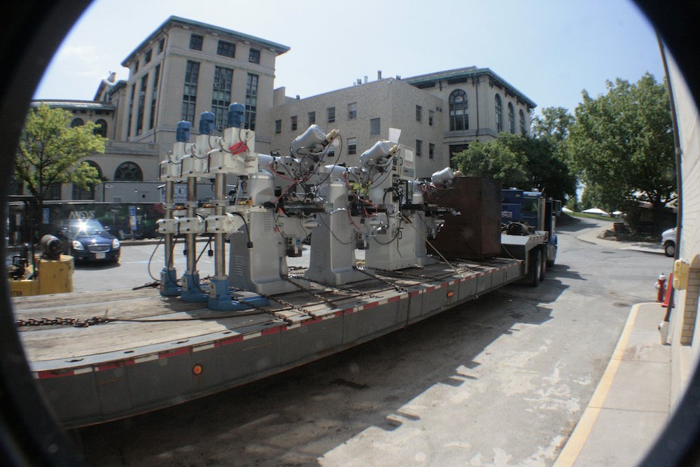 CMUMeche's tweet photo. Moving equipment from the machine shop to its temporary home in Doherty Hall during Phase III of the #MakerWing. #nationalweekofmaking https://t.co/SqRInbMMr9