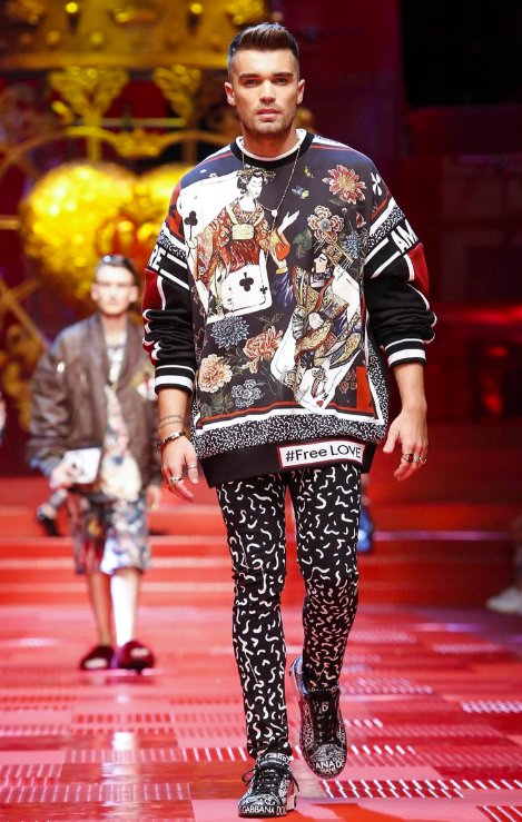 SelectModelMgmt's tweet image. A Select stampede over at the @dolcegabbana in Milan this weekend, @oliver_cheshire @joshujworld @steven_chevrin &amp;amp; Roberto Rosselini #MFWM