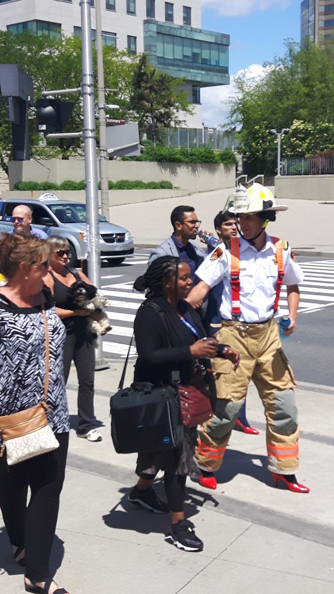 HamiltonFireDep's tweet image. Great day for a walk #WAMHamilton @hemsparamedics @HamiltonPolice @HamFirefighters