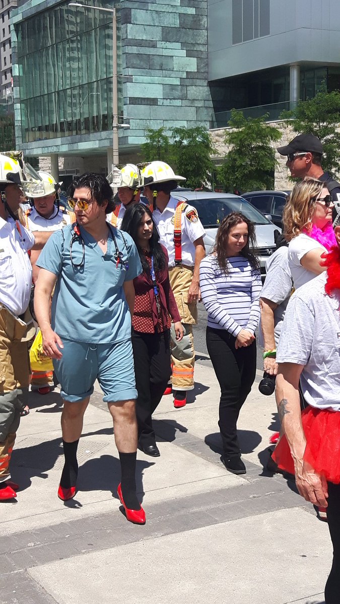 HamiltonFireDep's tweet image. Great day for a walk #WAMHamilton @hemsparamedics @HamiltonPolice @HamFirefighters