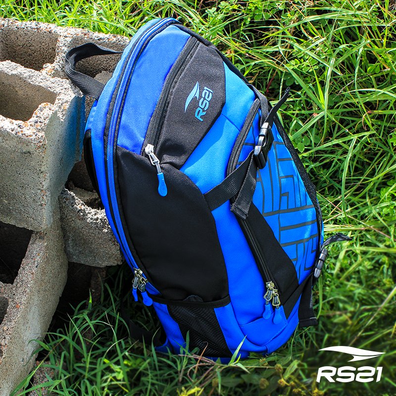 Nuestro bolsos  Outdoor estan especialmente diseñados para acompañarte donde quiera que vayas. rs21.com