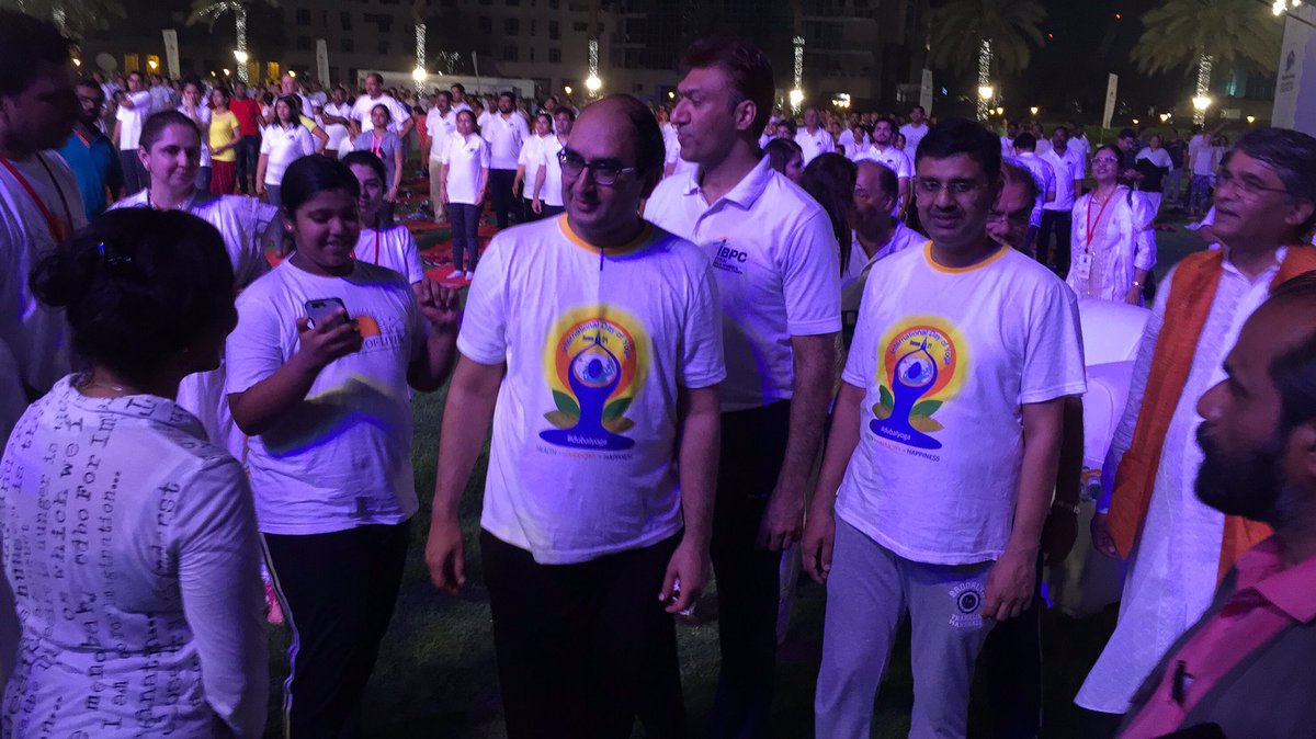 jeevantc's tweet image. #dubaiyoga