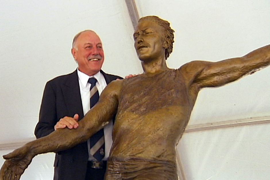 abcmelbourne's tweet image. The ABC’s @paulwkennedy is in the studio with #RedSymons to chat former AFL spearhead Malcolm Blight officially becoming a legend.