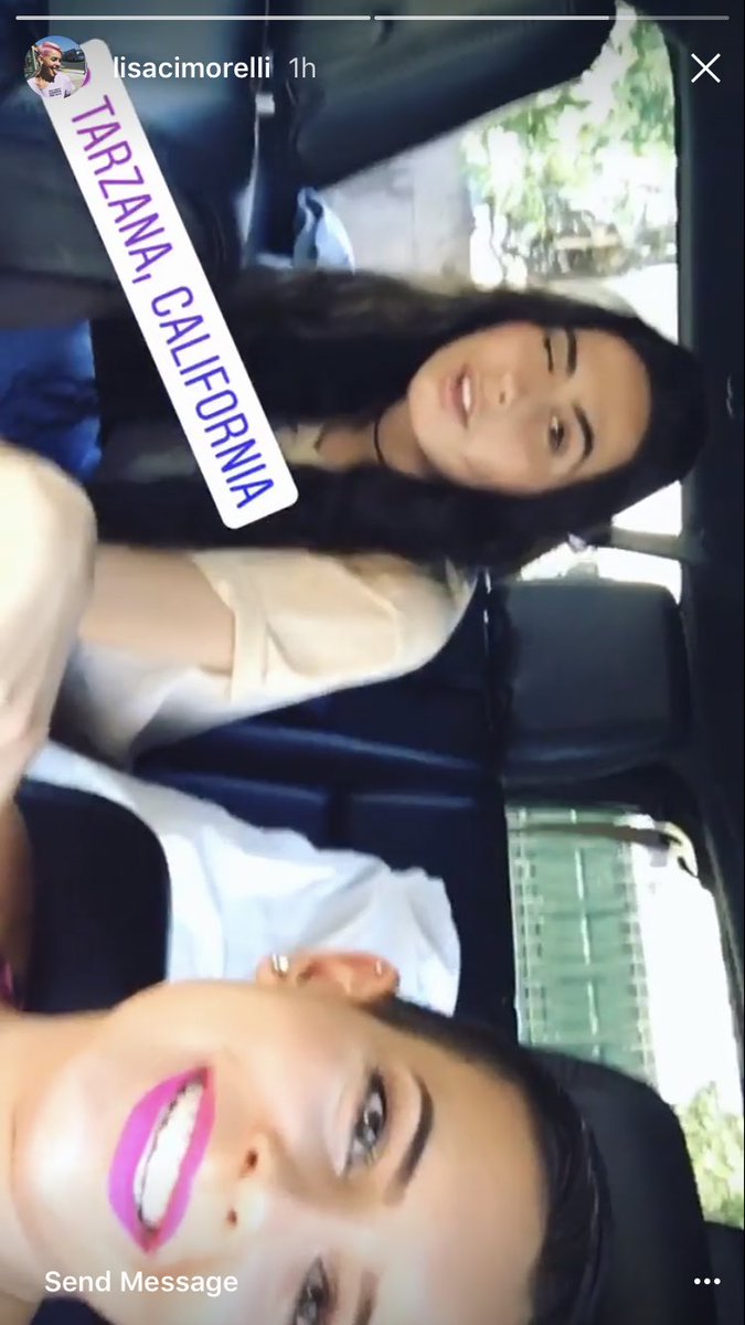AlessiaCIMFAM's tweet photo. @LisaCim @LaurenCimorelli MY MOMS #LAURISA https://t.co/KcUr4GRIqz