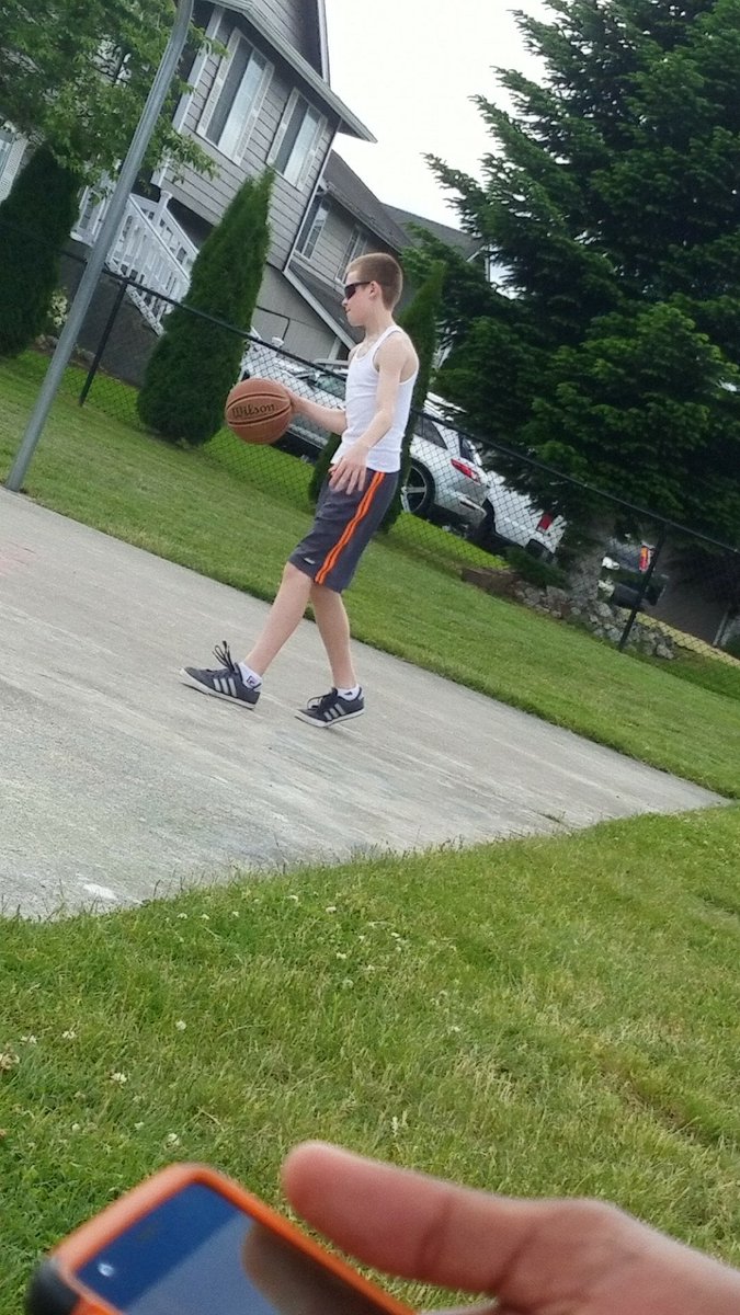footballdream29's tweet photo. @DavidDobrik @DurteDom it's dom when he was 11 https://t.co/MRpac6gbIS