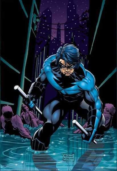 comic_showdown's tweet photo. Who would win ?RT for Nightwing Like for Starfire https://t.co/FejdjLNDCQ