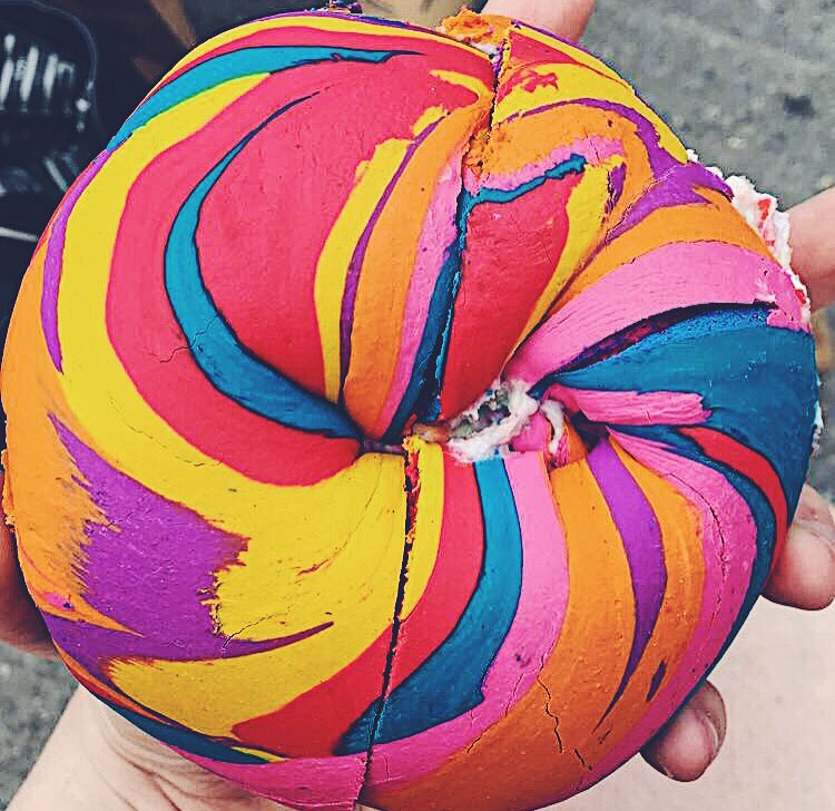 ToLucySutcliffe's tweet photo. @lucyliz Okay girl but look at my bagel https://t.co/w4nsrcmphr