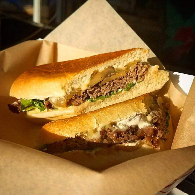 meatthepress's tweet photo. We are a finalist for best street meat in the Rochester rocs contest. Please head to https://t.co/Sg54m2fRT5 and give us a vote!! #rocfta https://t.co/dhrJNzKzfG