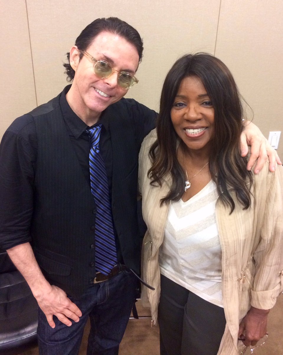 RichardBarone's tweet image. Wonderful to meet the one &amp;amp; only @gloriagaynor today at @RecordingAcad #NYChapter meeting. I admire her music &amp;amp; charity work. #iWillSurvive