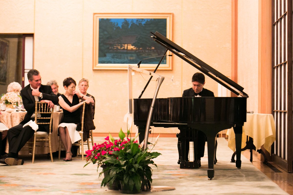 JapanEmbDC's tweet photo. A night of music, as Amb. Sasae hosted the Japan Dinner in celebration of 2017's #WNOGala honoring @DCOpera Chairman Jacqueline Badger Mars! https://t.co/53hLrO40Ai