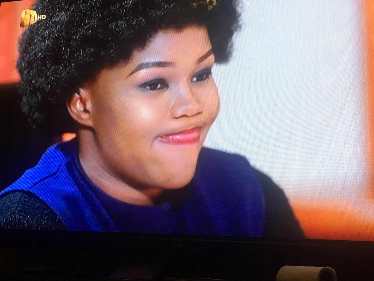 cujonkanyane's tweet photo. It's a no guys 😂😂😂😂👏🏻👏🏻👏🏻👏🏻 #Uyangthandana https://t.co/gHl776FnO8