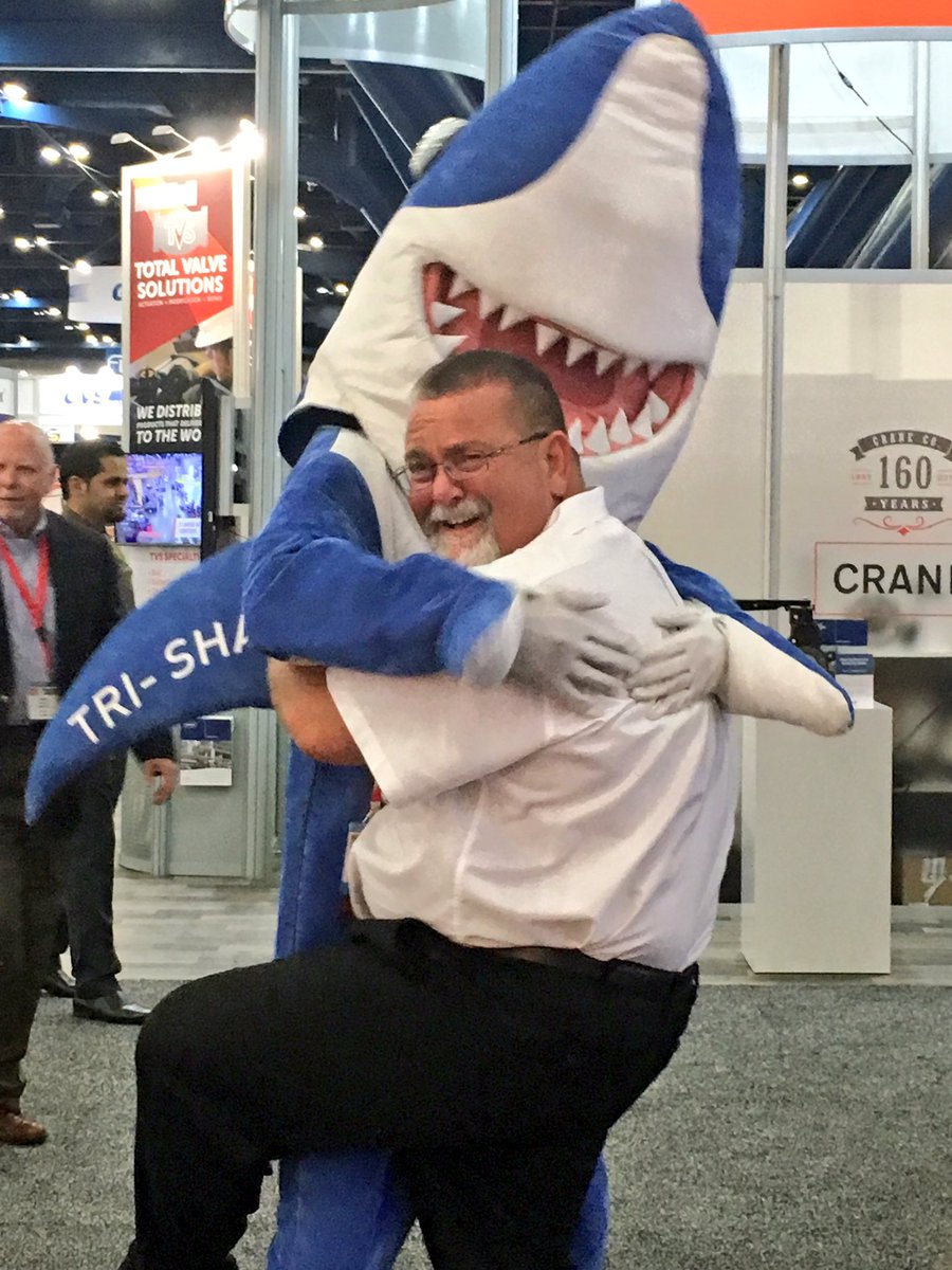 TeaditNA's tweet photo. Who said trade shows aren't fun?! #teadit #VWAM2017 #valve #emissions https://t.co/o65YPQxALP