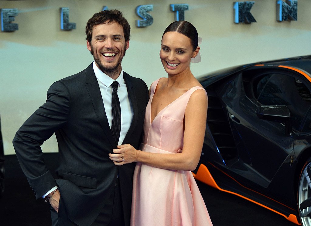 LauraHaddockCom's tweet photo. #laurahaddock and #samclaflin #transformerspremiere 😍 https://t.co/rHxcQPibYH