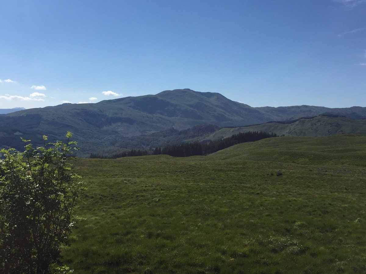 naturaltrossach's tweet photo. Great afternoon to head up Crags after work #VisitScotland #VisitCallander #RunScotland #WalkScotland #LochVenachar #BenLedi https://t.co/5m7RmOrzba