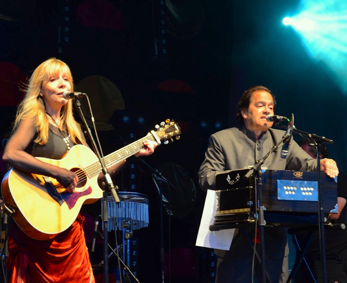 CharlieDore's tweet photo. Rainmaking, liontaming, rafter-raising @Playhouse2Shaw Fri 23/6  @liverpoolphil Sat 24/6 @TheHuers @sodajerker @bigwhistlemusic @Gillylancs https://t.co/AtIMKokakV