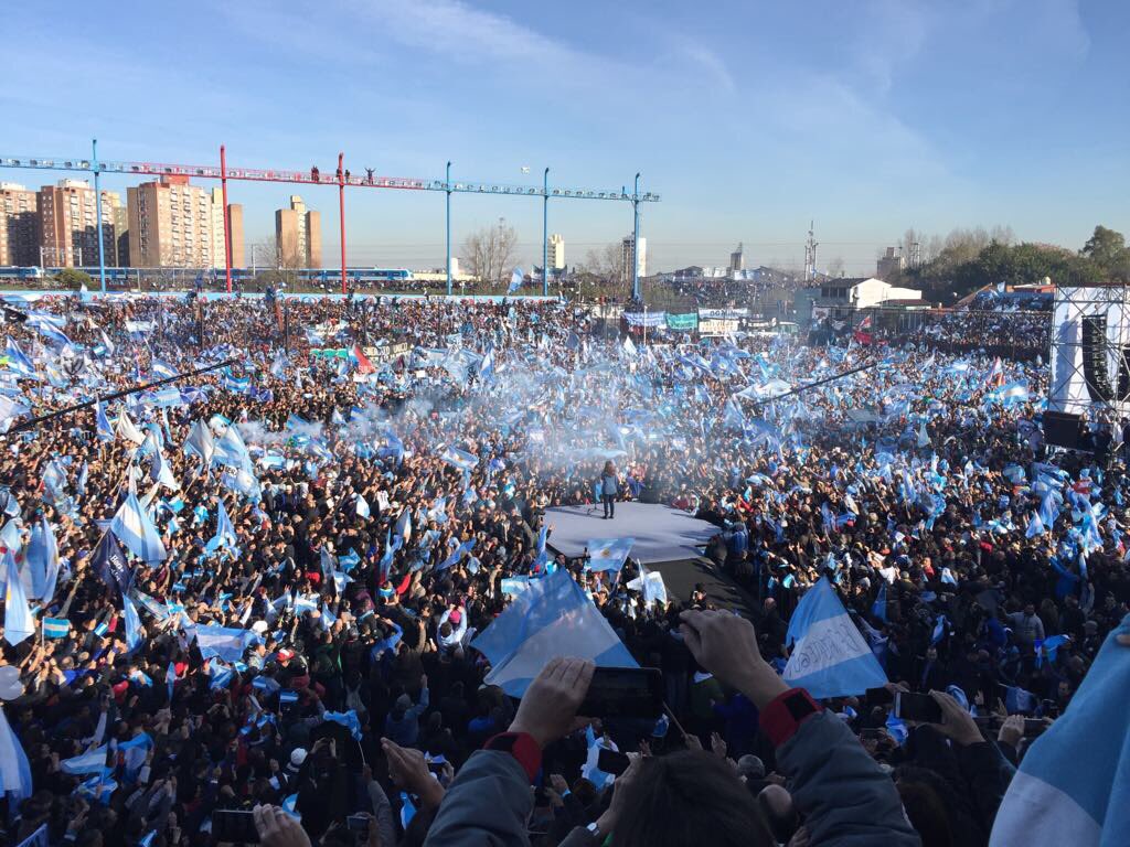 "Quiero volver a ser parte de un movimiento político donde lo importante es el pueblo" <a href="/CFKArgentina/">Cristina Kirchner</a>