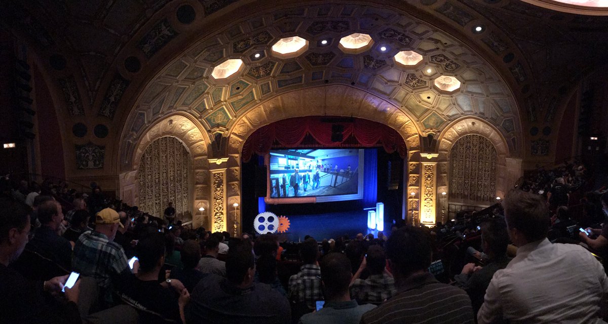 Corless_Kelsey's tweet photo. Just your average meeting #QuickenLoans #QLTechnology https://t.co/8ym3inv3kr