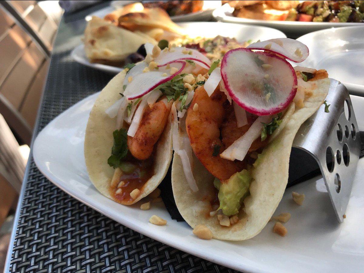 eatatsilver's tweet photo. It’s #tacotuesday ! Try our amazing Shrimp Tacos from the $5 Deluxe Happy Hour menu today from 4-7pm or 10pm-close #bethesdarow #eatatsilver https://t.co/0Tpbx7c6Bo