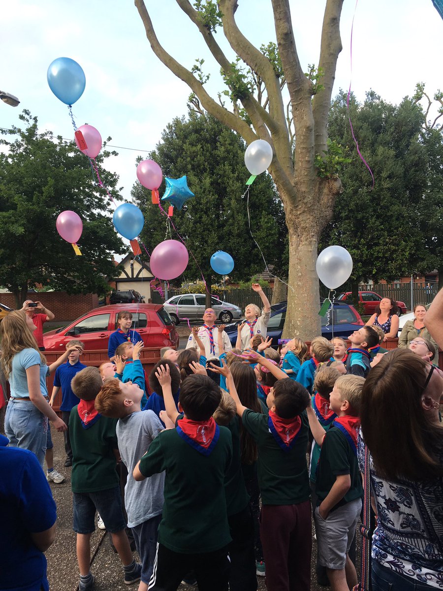 portoscouts's tweet photo. A very special evening at HQ tonight as we said goodbye to one of our own - Elaine. Love to John, Megan and family at this sad time😌 https://t.co/jiZgdfMuC6