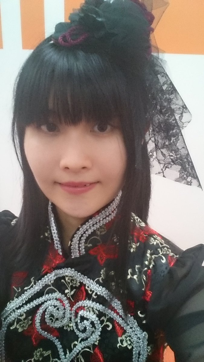 ren0102's tweet photo. 様々な私。

メイド。
花魁。
華ロリ。
血糊セーラー。

敢えて通常のゴスロリ以外。 https://t.co/TJFjS2U3hu