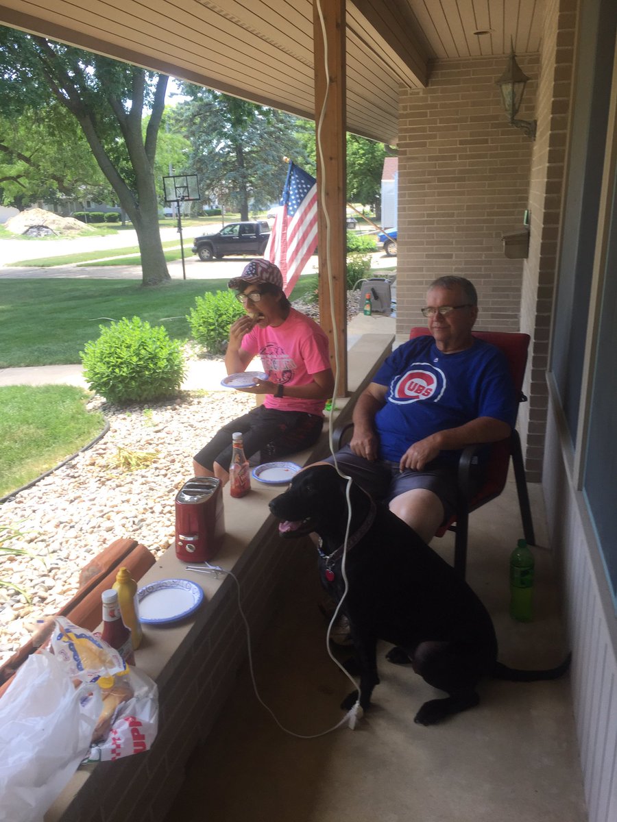 SCCBallClub's tweet photo. This is how an assistant coach and the backbone of the team spend their off day. #hotdogmachine #stratigizing https://t.co/7rtXP2V5Sb