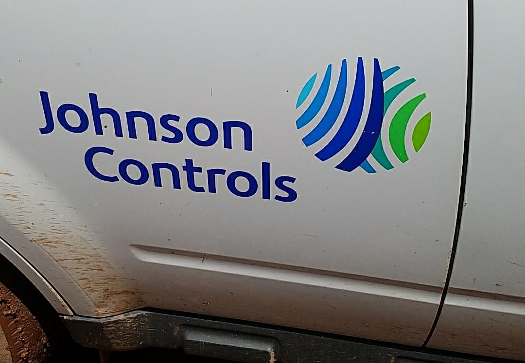 FlowTechInc's tweet photo. Our friends @JCI_Buildings helped oversee the install of a #TOXALERT hazardous gas detection system at Middletown FedEx! #WheresMikeDavis https://t.co/xCCKwTPyM6