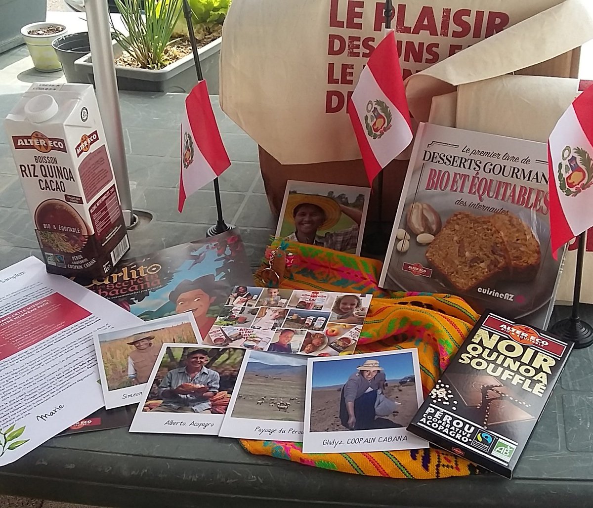 Adeline_Weisse's tweet photo. #voyageauperou #momentaltereco #altereco #bioetequitable 
@sampleo @AlterEco_ 
Une vraie surprise et de belles attentions. Merci ❤ https://t.co/6Noofixf1I
