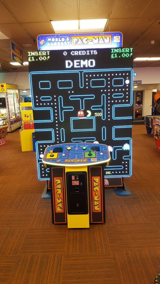 gamesyouloved's tweet photo. Massive arcades, which to you play?

#RT for Galaga
#Fav for Pacman 

#retrogaming https://t.co/m10udtcrl9