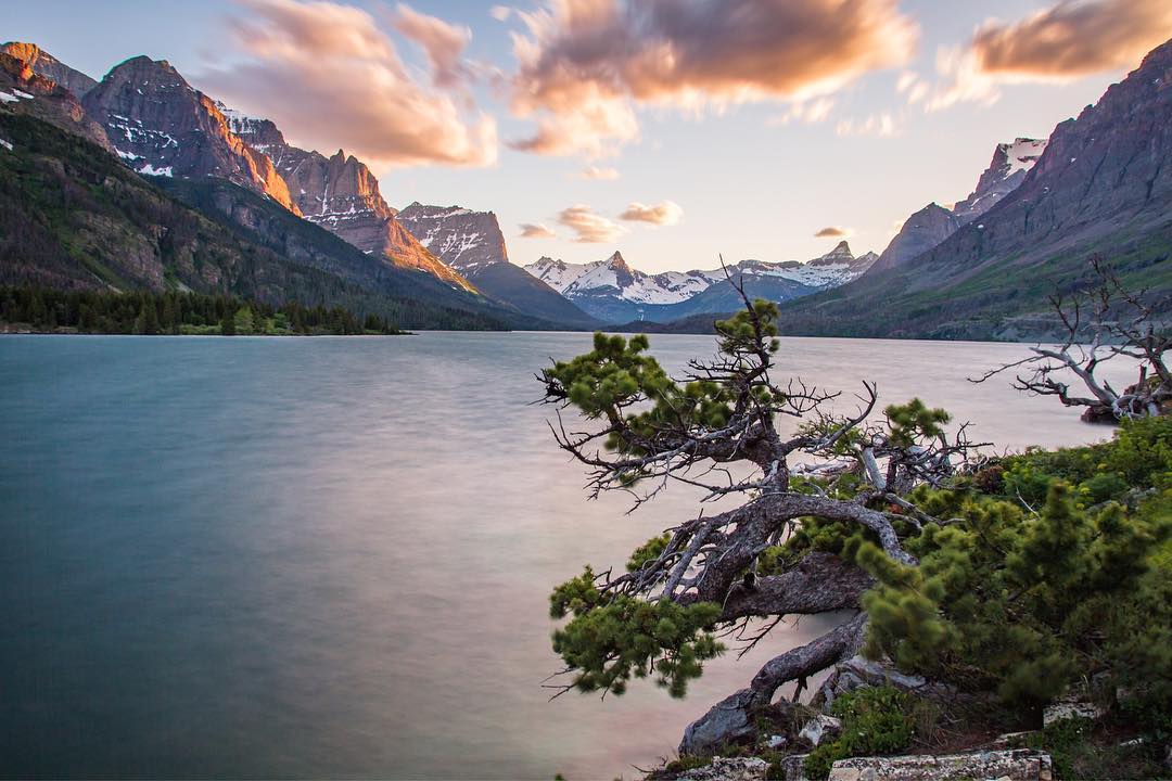 visitmontana's tweet photo. Who's going to enjoy this long summer evening? Happy solstice. #MontanaMoment | 📷: IG user hvandonsel https://t.co/UBBTToO7tT