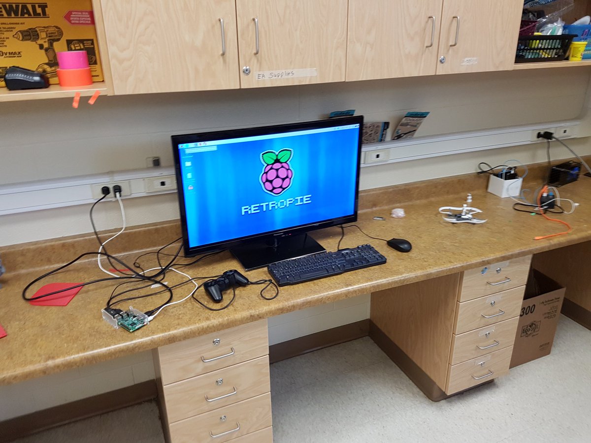MrRutledge (@htsteamlab) on Twitter photo STEAM Club hard at work this afternoon <a href="/Harriett_Todd/">Harriett Todd PS</a> <a href="/TwinTechEd/">TwinTech</a> <a href="/SCDSB_PIT/">SCDSB Program</a> #steam @szwildcat STEAM Club hard at work this afternoon <a href="/Harriett_Todd/">Harriett Todd PS</a> <a href="/TwinTechEd/">TwinTech</a> <a href="/SCDSB_PIT/">SCDSB Program</a> #steam @szwildcat
