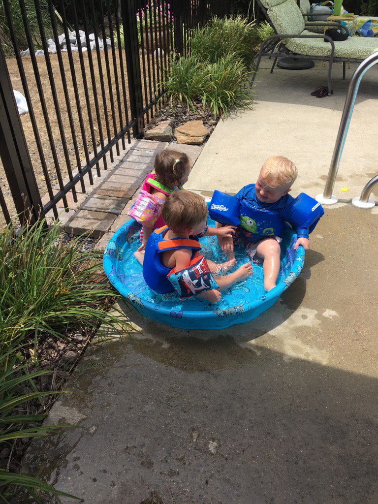 SusanBSellers's tweet photo. Nothing likes spending a day at the pool with good friends. 😎#braylin&friends #summertime https://t.co/A5TlP8lFGR