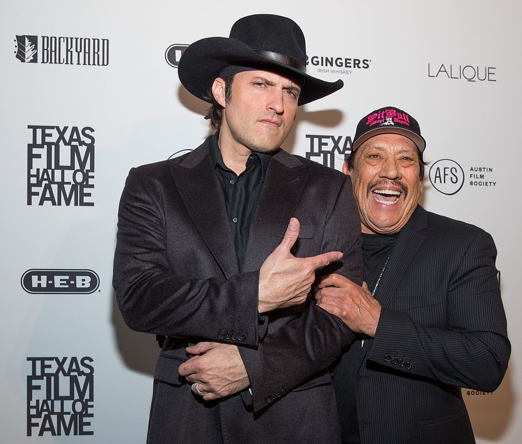 Happy Birthday Primo! Robert @Rodriguez https://t.co/7mtOgHX4zx