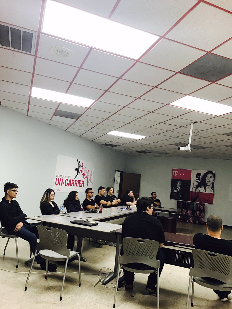 sarah_cway's tweet image. House full of UnCarrier rockstars to-be! Can't wait to see them in action in @myamtel stores! #WeWontStop #SeriousFun #Untraining