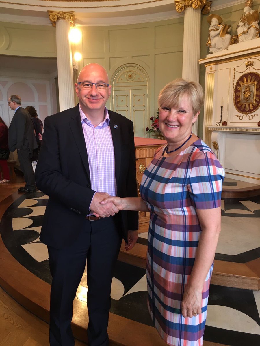 StepYorkshire's tweet image. New chairman of @StepYorkshire Sue Halliday from Cardales. Thank you @PavilionRow for the last 3 years #STEPYORKSHIRE