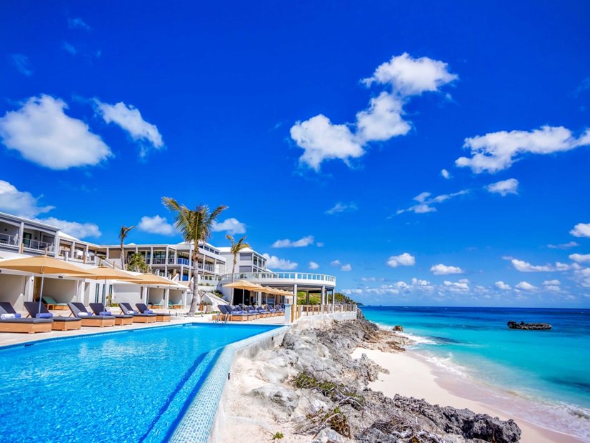 It's time to go to #Bermuda <a href="/Bermuda/">Bermuda</a> book your #Travel now. 🌞 🏖️ daisylimo.com/bermuda.html