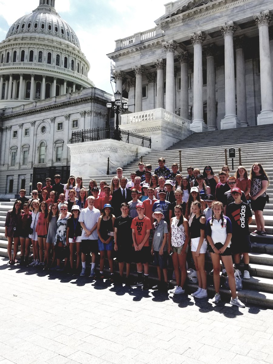 SkibstedNick's tweet photo. #bvdc2017 #traveldc... thank you to @SenJohnThune for taking time to speak with some Brandon Valley students... #wearebv https://t.co/qSHM7yMC3f