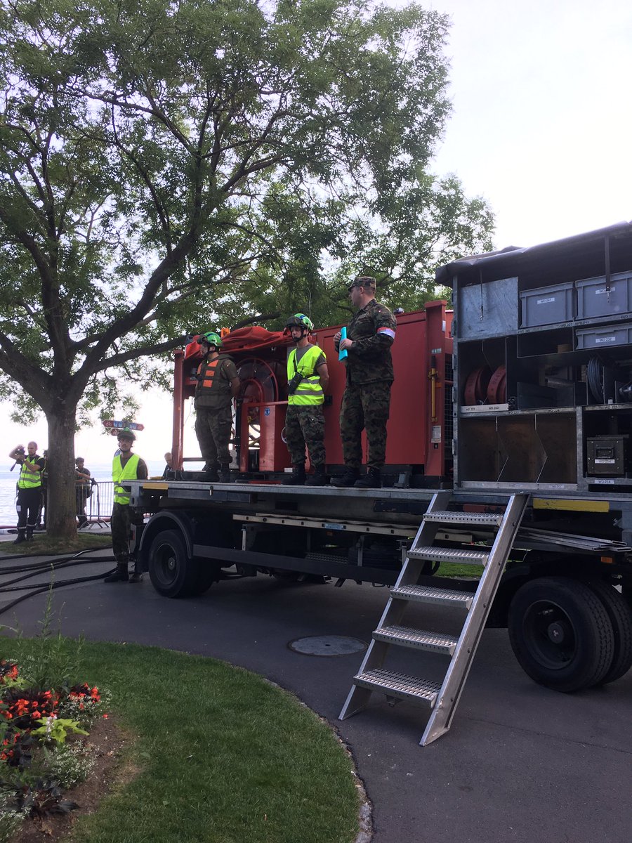 nathbarthoulot's tweet photo. Exercice @tornado2017.ch en ville de Neuchâtel. Une coordination entre la #regionterritoriale1 et l'#ORCAN des plus intéressantes. https://t.co/6LMGA4UIzH