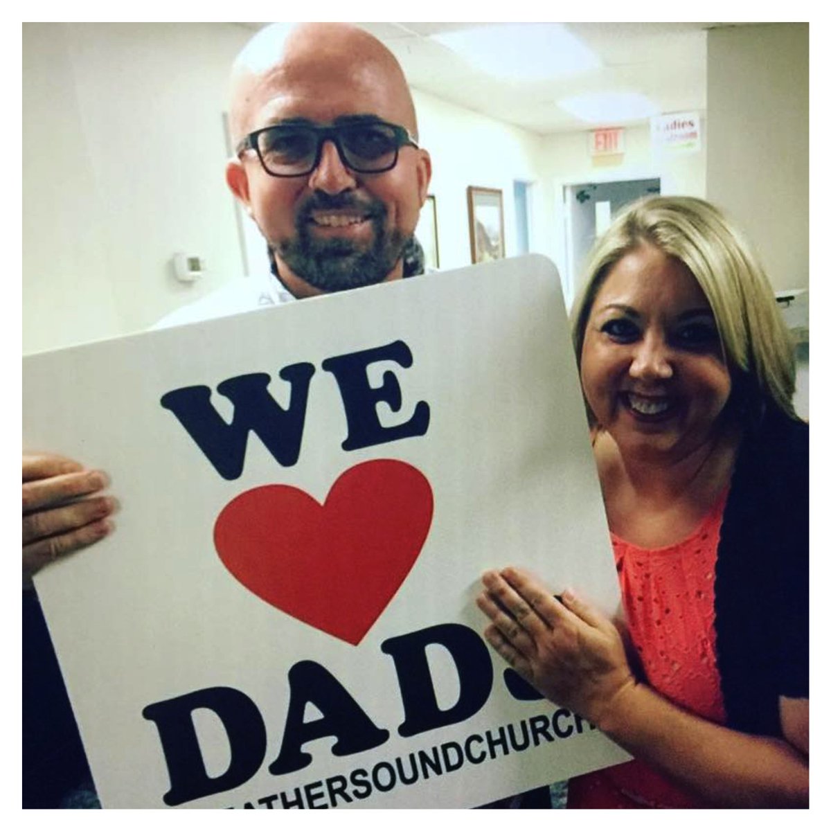 BigFishCo's tweet image. #bigfishco #popsigns #signs #fathersday #modern #church #feathersound #stpetersburg #florida #stpete #popup #bigfish #modern #dad #love #day