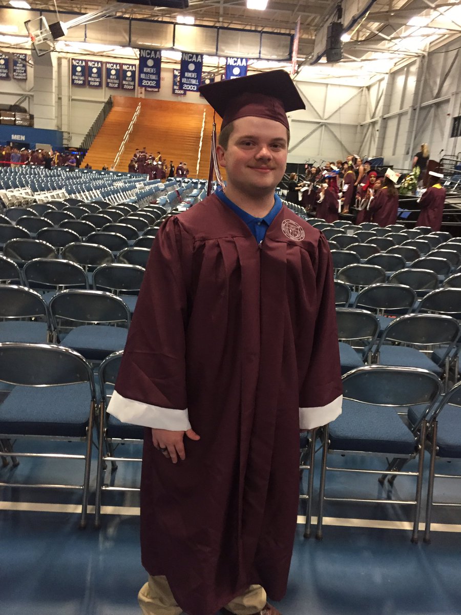 ChrisTroetti's tweet photo. #BHS2017 https://t.co/PYU35rC3ru