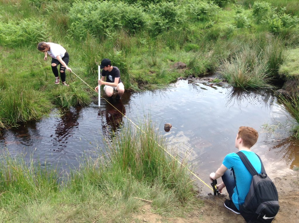 GooleGeog's tweet photo. River width and depth profiling. Just need that dog biscuit.... #propergeography @gooleschool https://t.co/3bvhcxLnyO
