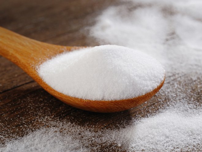 NewBeauty's tweet photo. Five Ways Baking Soda Can Boost Your Beauty https://t.co/EHjTLEGbd0 https://t.co/H3lLYx2YOs