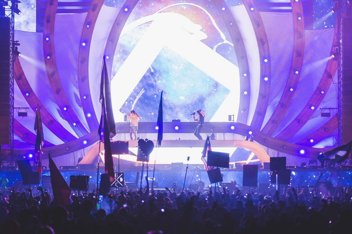 LouisTheChild's tweet image. 