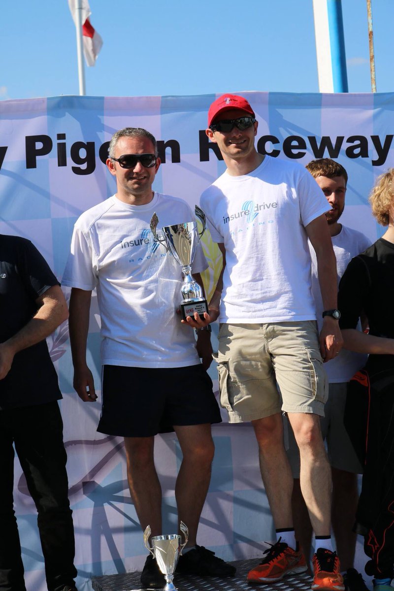 I2D_Racing's tweet photo. Great result! P1 @ClayKarting  in @OEKCkarting. Huge pressure from @kkckartshop, @BoxTechnologies and @Specsavers but we held in there! https://t.co/NNcb2Eie7v