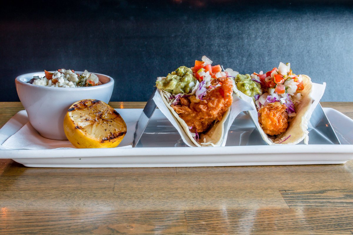 A fab “first day of summer” meal: Fish Tacos at Gulp!  #firstdayofsummer #gulp #craftbeer