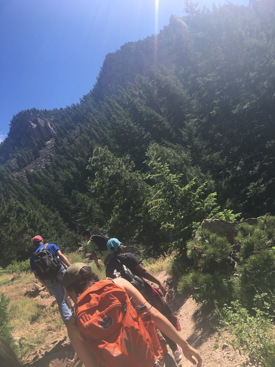 Us interns got to spend some time in Eldorado hiking and planting some trees to stop erosion 😊🏞