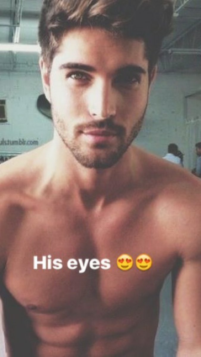 littlediddy_s's tweet image. Me voy a enamorar de este hombre. @SirDBlack