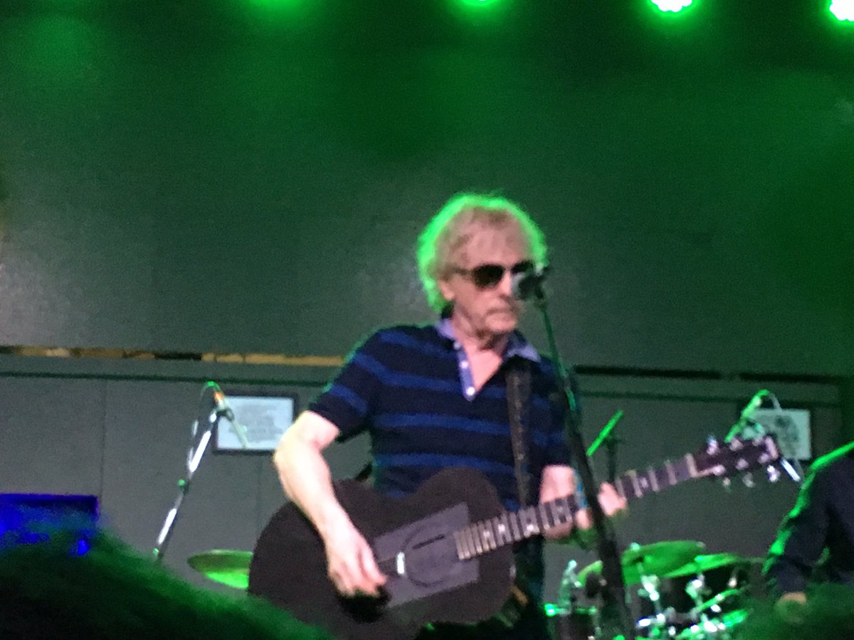 Really enjoyed my first visit to <a href="/Hangar34_Live/">Hangar 34</a>. Great venue &amp; <a href="/IanHunterdotcom/">Ian Hunter</a> rocked as always! A top gig