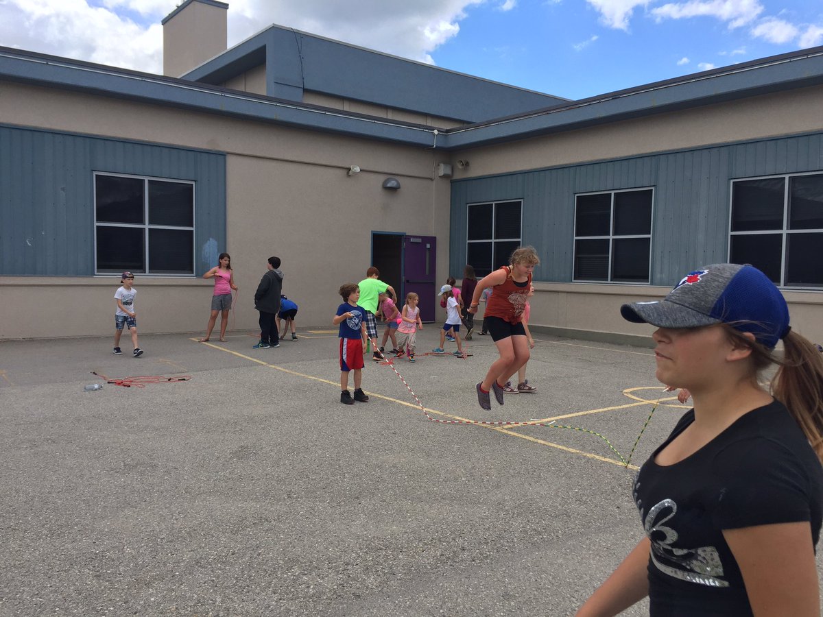 Jump Rope for Heart Event at Prince Charles PS was a huge success! We had a blast! ❤️❤️❤️<a href="/PrinceCharlesPS/">Prince Charles P. S.</a> <a href="/turnmeluce/">Dr. Ann Marie Luce🇨🇦🌎</a> <a href="/TVDSB/">Thames Valley DSB</a>