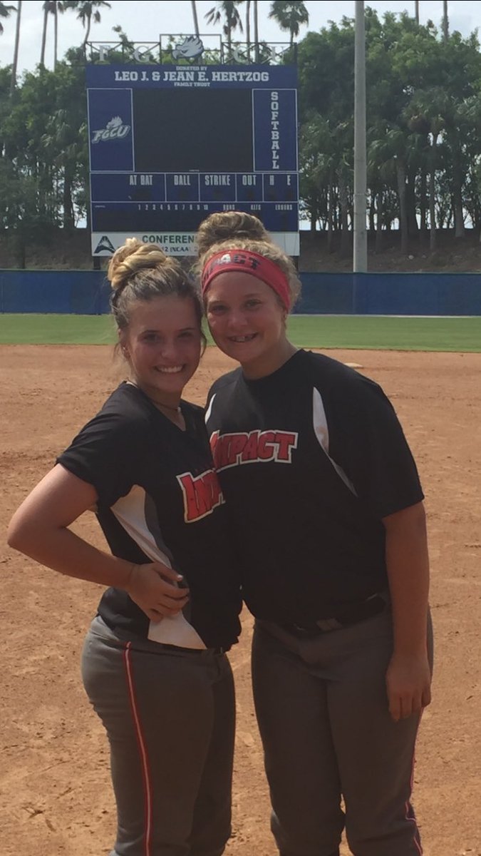 FLImpact18U's tweet photo. TY @FGCUSBDeiros Coach Ubrun Coach Bennett& @FGCU_Softball for a great pitching and hitting camp today! hardwork #syd50 #dan39! #GoImpact https://t.co/poSgozQmGn
